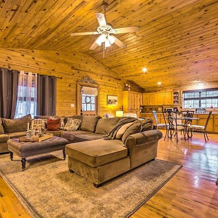 Pet-Friendly Cabot Cabin With Fenced Yard! Bagian luar foto