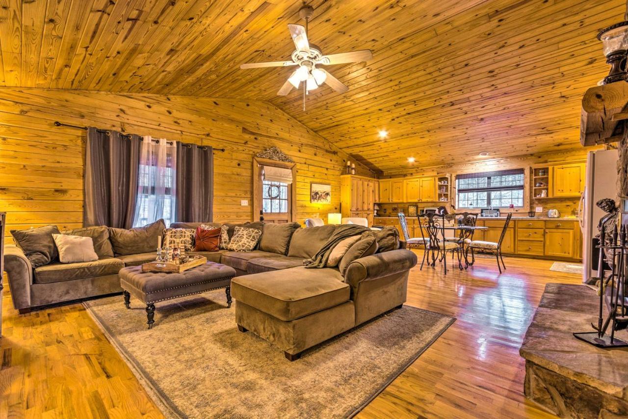Pet-Friendly Cabot Cabin With Fenced Yard! Bagian luar foto