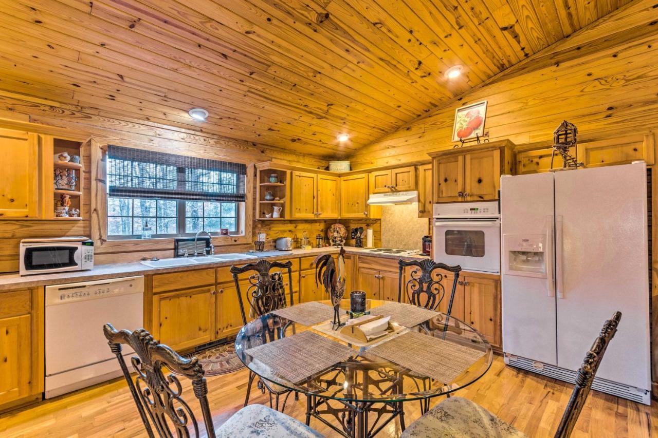 Pet-Friendly Cabot Cabin With Fenced Yard! Bagian luar foto